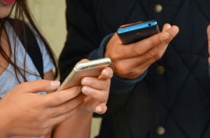 Connect Instantly: 7 Top Messaging Apps Guide